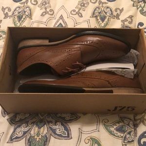 J75 Tan dress shoes